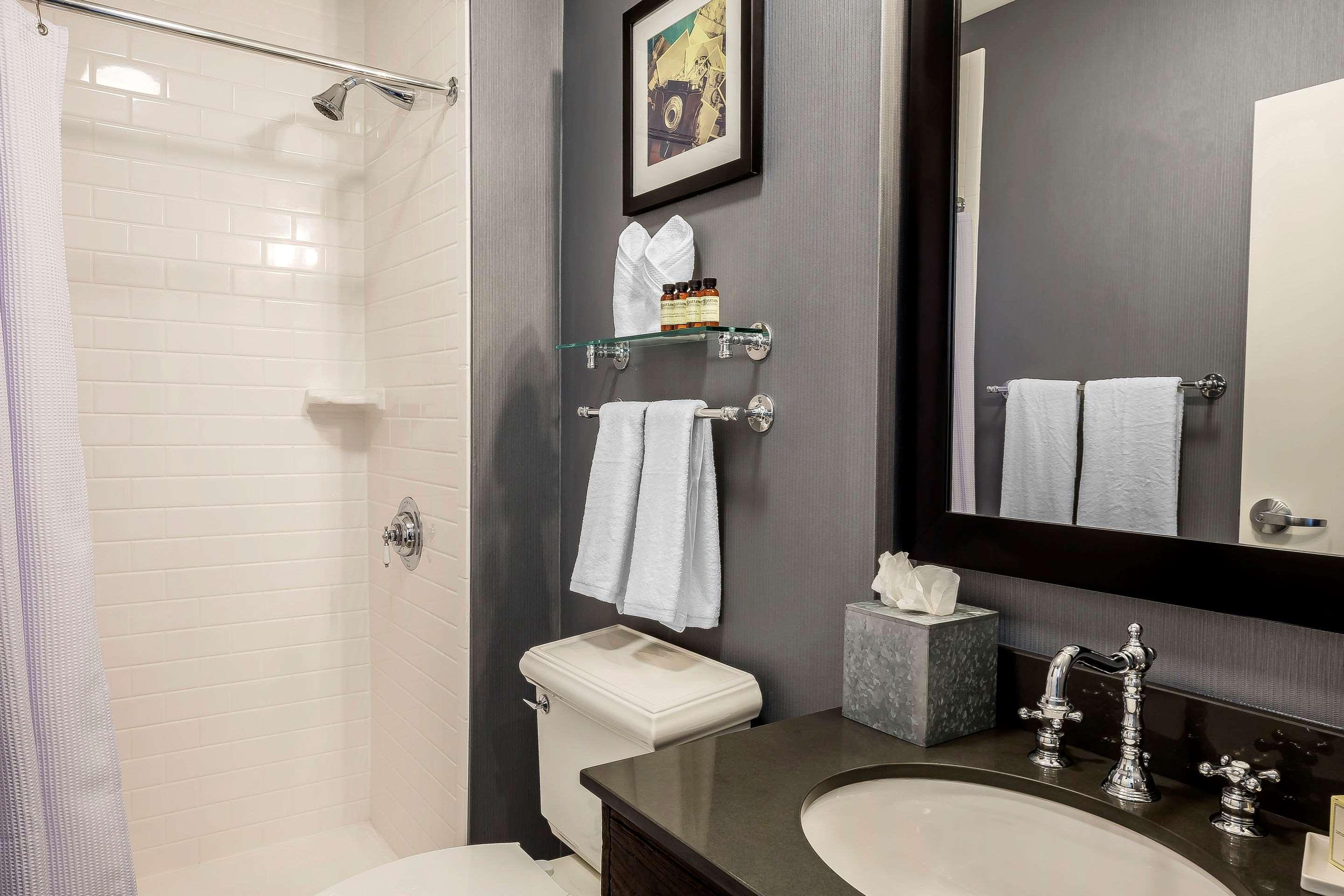 Envision Hotel Boston-Everett, Ascend Hotel Collection エクステリア 写真