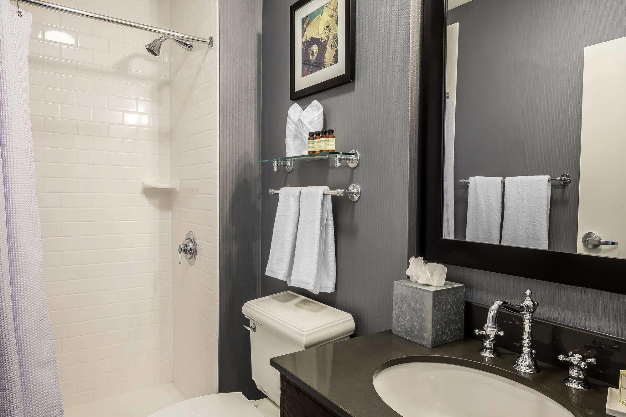 Envision Hotel Boston-Everett, Ascend Hotel Collection エクステリア 写真