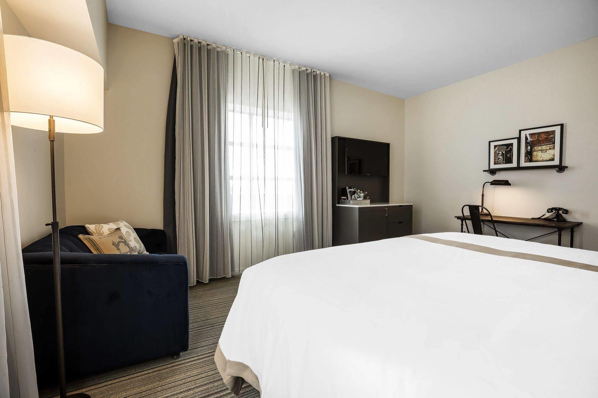 Envision Hotel Boston-Everett, Ascend Hotel Collection エクステリア 写真