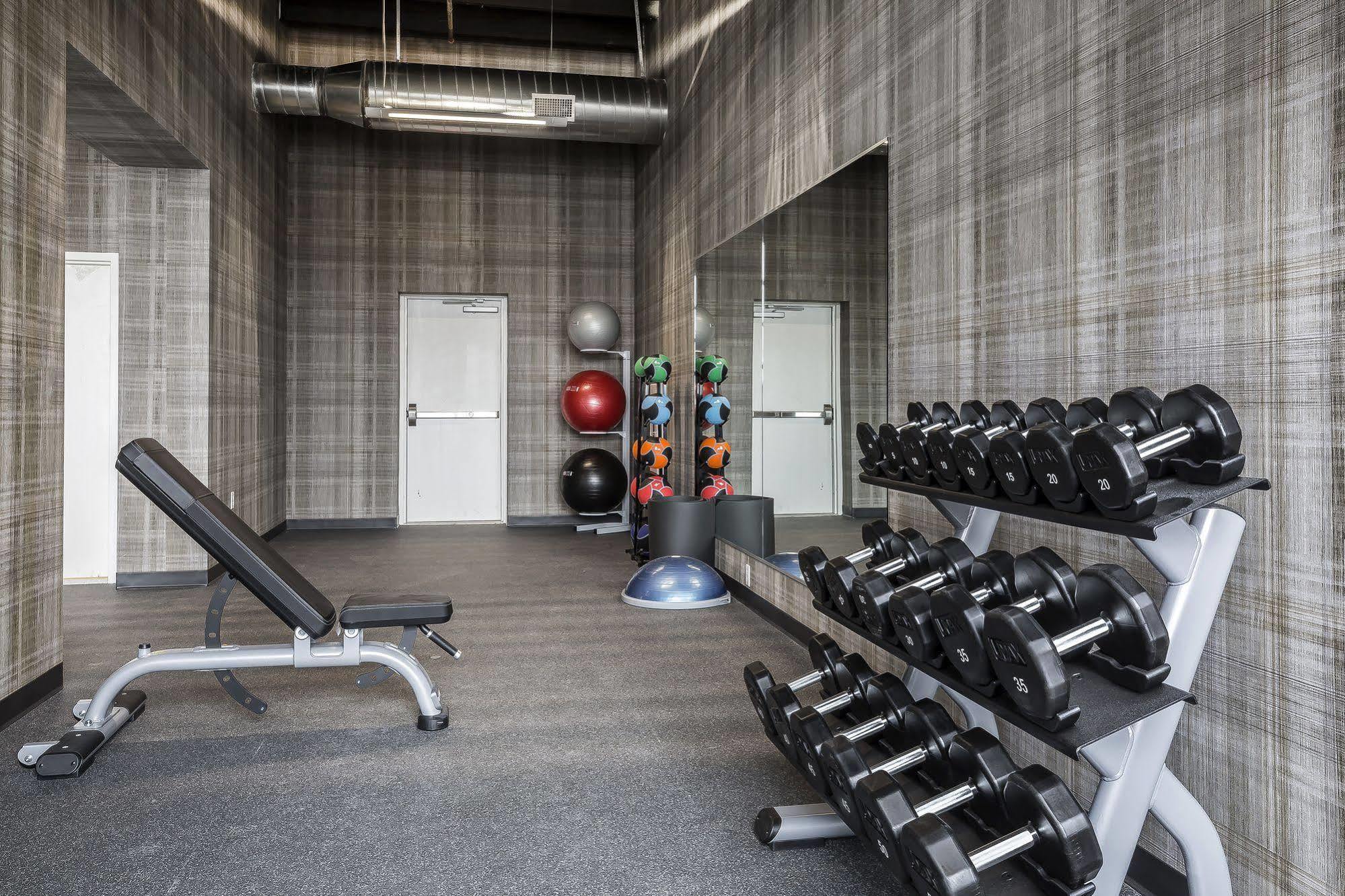 Envision Hotel Boston-Everett, Ascend Hotel Collection エクステリア 写真