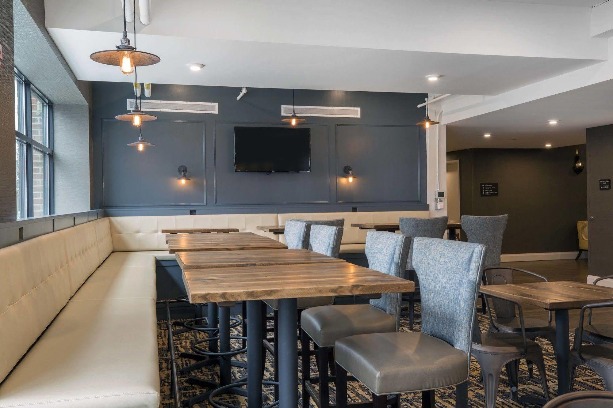 Envision Hotel Boston-Everett, Ascend Hotel Collection エクステリア 写真
